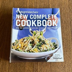 Weight Watchers New Complete Cookbook - 2011